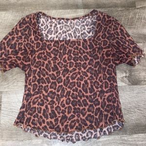 American Eagle XS cheetah box neck shirt